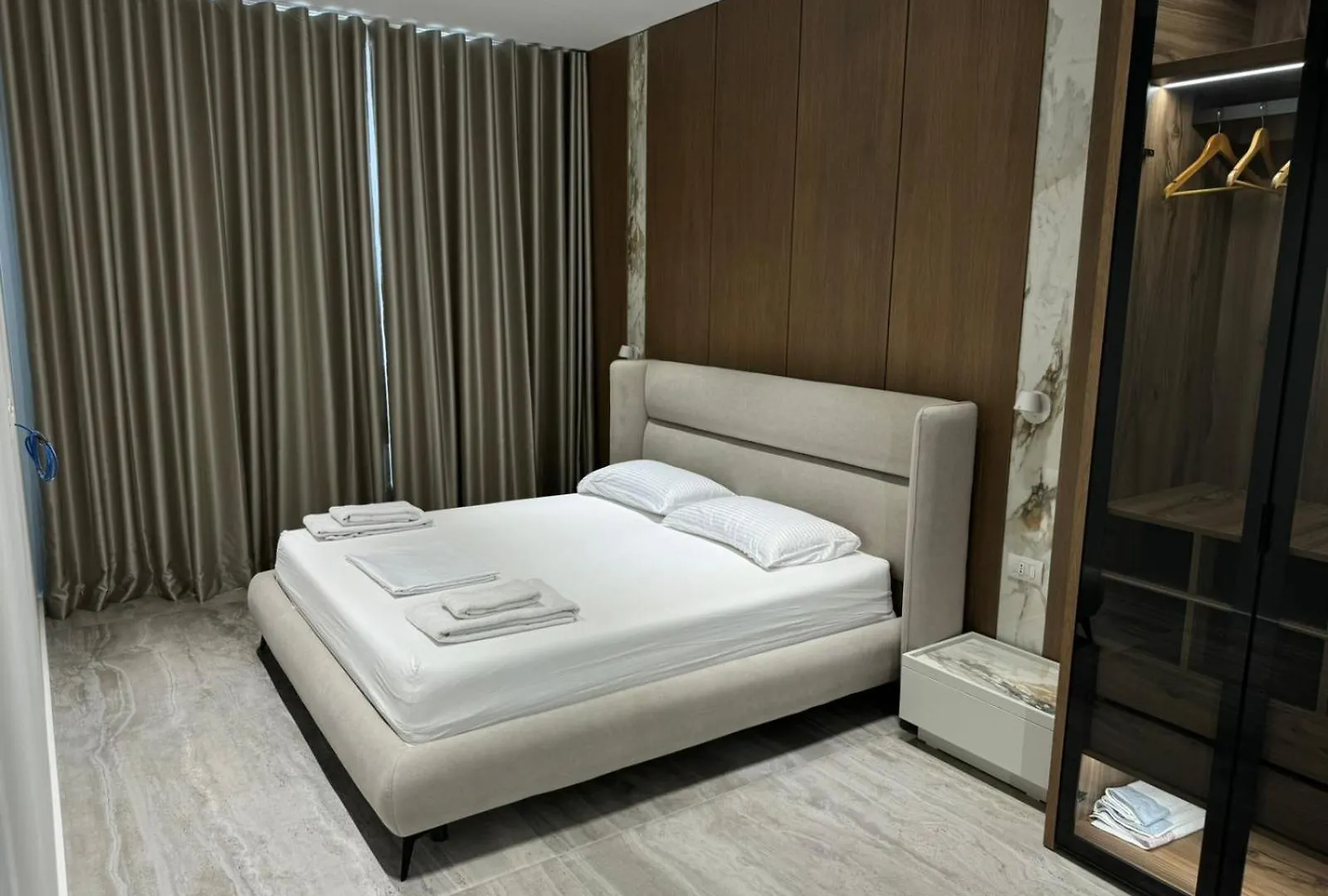 Palase Four C Three Bedroom Big Deluxe Villa 35