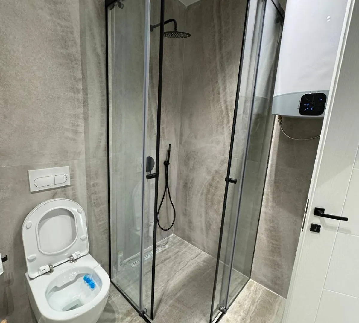 Apartment Palase Four C Three Bedroom Big Deluxe Villa 35