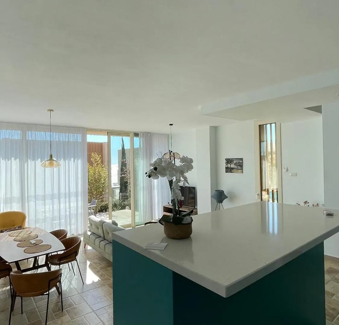 Apartment Palase Four C Three Bedroom Big Deluxe Villa 35 Albania